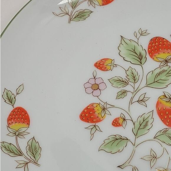 HP Vintage Dolphin Japan Porcelain Berry Strawberry 2 Snack Plate Cup Set 1-2 - Picture 11 of 13